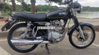 SYM Husky 125 Classic màu Đen