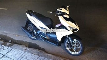 Honda Air Blade 2017 Trắng đen