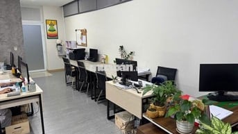 VP Đầy đủ bàn ghế, giá mềm 6,5 tr - 60 m2( 10 người)