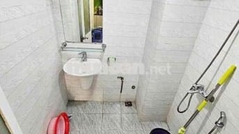 Chính chủ bán căn hộ tập thể chung cư B3