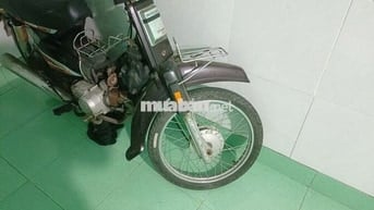 Honda Dream 100 Cổ điển màu Đen