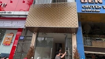 CẦN  BÁN TOÀ NHÀ 496 XÃ ĐÀN  MỚI SƠN SỬA ĐẸP SẠCH 