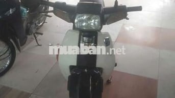 Honda Dream Trắng Cổ điển