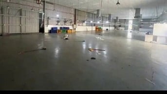 Cho thuê xưởng gần 1000m2.Mặt Tiền Đường Xe Tải 10 TẤN,tân chánh hiệp 