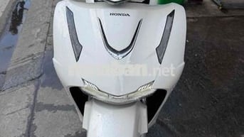 Honda SH 2026 Trắng 5310 km Rất mới