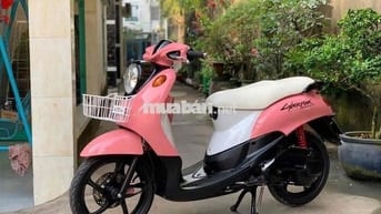 Piaggio Vespa màu Hồng