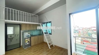 CCMN có gác xép,có ban công,có thang máy,phòng đẹp, gần Bách-Kinh Xây