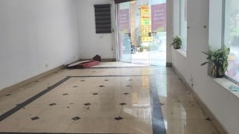 🏡 Cho thuê nhà đẹp lô góc – ngõ 40 phố Ngụy Như Kon Tum -  60m2 x 5t