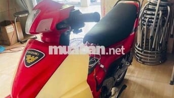 Suzuki RGV