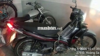 Xe máy thể thao Yamaha Đen