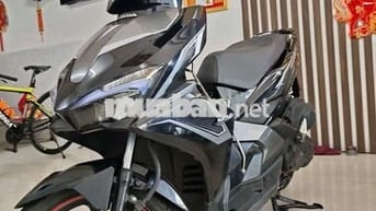 Honda Air Blade Thể thao màu Đen