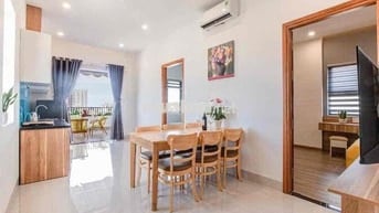 Cho thuê căn hộ 2 phòng ngủ ban công rộng gần biển Mỹ Khê