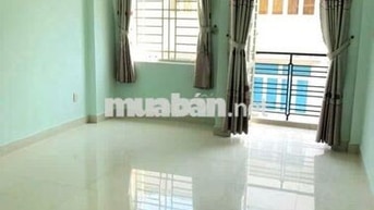 PASS phòng lầu 1 với cửa sổ ban công thoáng mát