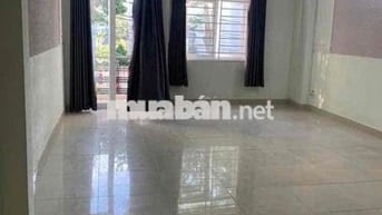 Phòng siêu rộng thoáng mát có bancol 3tr5