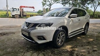Nissan X-trail SL Premium 2018 Trắng 8 vạn Tự động
