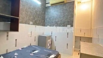 Phòng trống có máy lạnh ở Bình Thạnh