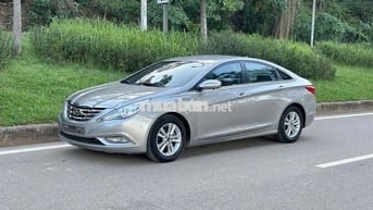 Hyundai Sonata 2.0 số tự động full đồ chơi cực đẹp