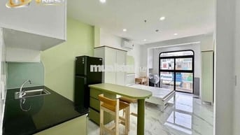 CHO THUÊ CĂN HỘ FULL NỘI THẤT BAN CÔNG MỚI GẦN BỜ NHÀ THỜ TÂN ĐỊNH Q1