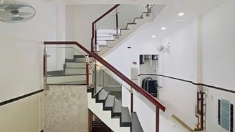 Cho thuê nhà mới đẹp đúc lâù 2pn đt 4 x 10 thống nhất p16 GV giá 8tr 