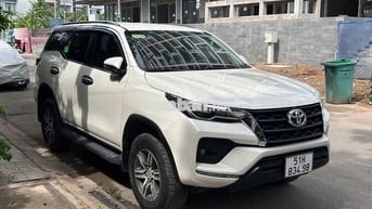 Toyota Fortuner 2.4G 4x2 AT 2021