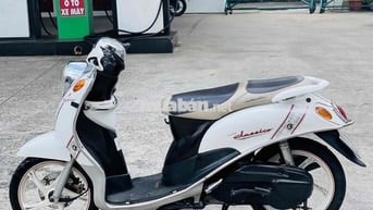 Yamaha Classico 2012 Trắng