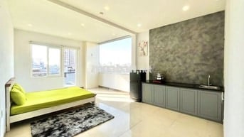 CĂN HỘ BAN CÔNG MỚI XÂY HỒ VĂN HUÊ GẦN CV GIA ĐỊNH