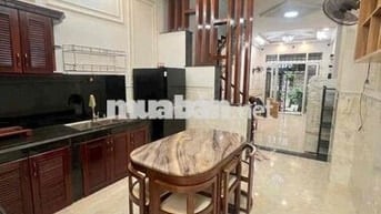 Cho Thuê nhà mặt Tiền 4pn, 3 wc giá chỉ 10 triệu