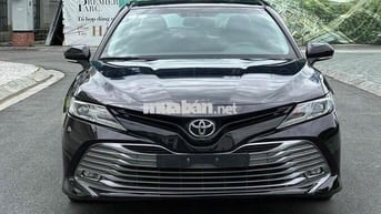 Toyota Camry 2.0G sản xuất 2019 nhập thái lan