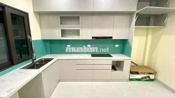 CHO THUÊ NGUYÊN CĂN TẠI NGỌC THUỴ , CHỢ NGỌC THUỴ- 5PN,FULL NỘI THẤT