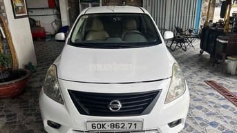 Nissan Sunny Trắng Số sàn