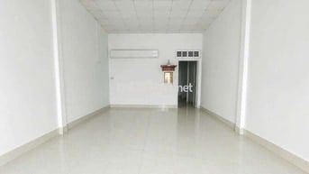 CHO THUÊ NHÀ TRỆT MẶT BẰNG KINH DOANH GẦN CHỢ KDC 586 GIÁ 10TR/THÁNG