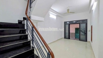 NHÀ MỚI KENGGGG 100% CÒN MÙI SƠN 4x13m. CÓ PN TẦNG TRỆT