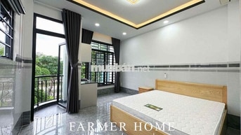 CHDV Balcony_Thang máy_Cửa sổ lớn đón nắng_FULL NT_Dịch vụ hạt dẻ