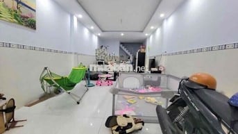 Giá: 4.5 tỷ 127/ Ni Sư Huỳnh Liên 50m2, 2 tầng, DT: 4.1 x 12.5, P10
