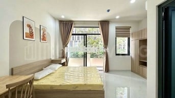 Ở NGAY CĂN HỘ BAN CÔNG Ở TRẦN QUANG DIỆU GẦN KỲ ĐỒNG AN NINH CAO