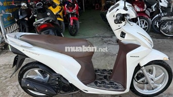 Honda Vision 2017/ Ngay Chủ Zin Đẹp Bs65