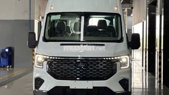 Ford Transit Premium 18 chỗ 2025 Trắng