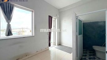 CHO THUÊ PHÒNG Z.Á RẺ CÓ BAN CÔNG NGAY HƯƠNG LỘ 2 - TÂY LÂN-VĨNH LỘC B