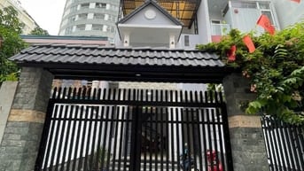 [Cần Bán/Cho Thuê] Đ.Huỳnh Tấn Phát, Q7, 150m2, Hẻm Xe Ô-Tô,Chính Chủ