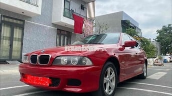 BMW 525i Đỏ 5 chỗ Sang trọng