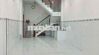 NHÀ 2 PHÒNG SẴN MÁY LẠNH HẺM XE TẢI BÀ HOM