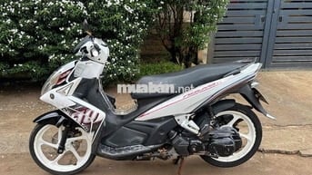 Yamaha Nouvo Trắng Xăng