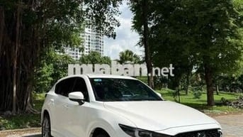 Mazda CX-5 2.0 Premium Exclusive Trắng 9.300 km