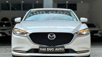 Mazda 6 2023 2.0 Premium Trắng Tự động 6 cấp