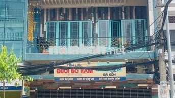 🌟 Nhà Mặt Tiền Cách Mạng Tháng 8 Q3 - Ngang 8m, Kinh Doanh Đẹp