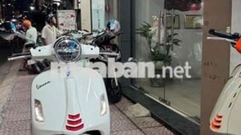 Piaggio Vespa Super GTS S150 2022 Trắng