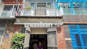 NHÀ MẶT TIỀN KHU PHÂN LÔ ĐỒNG BỘ - XE HƠI NGỦ TRONG NHÀ