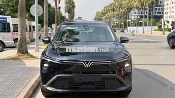 VinFast MPV7 Đen Điện