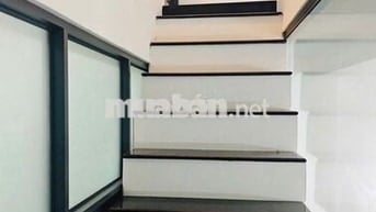 Nhà 3 tầng mới đẹp, 4m x 10m, 2PN, 2WC, Hẻm 2.5m Bình Tiên