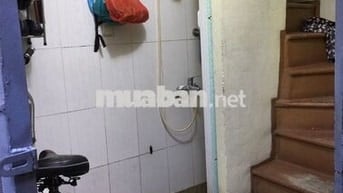 Cho thuê nhà ở lâu dài tại Nguyên Khiết, phường Hồng Hà, Hà Nội.